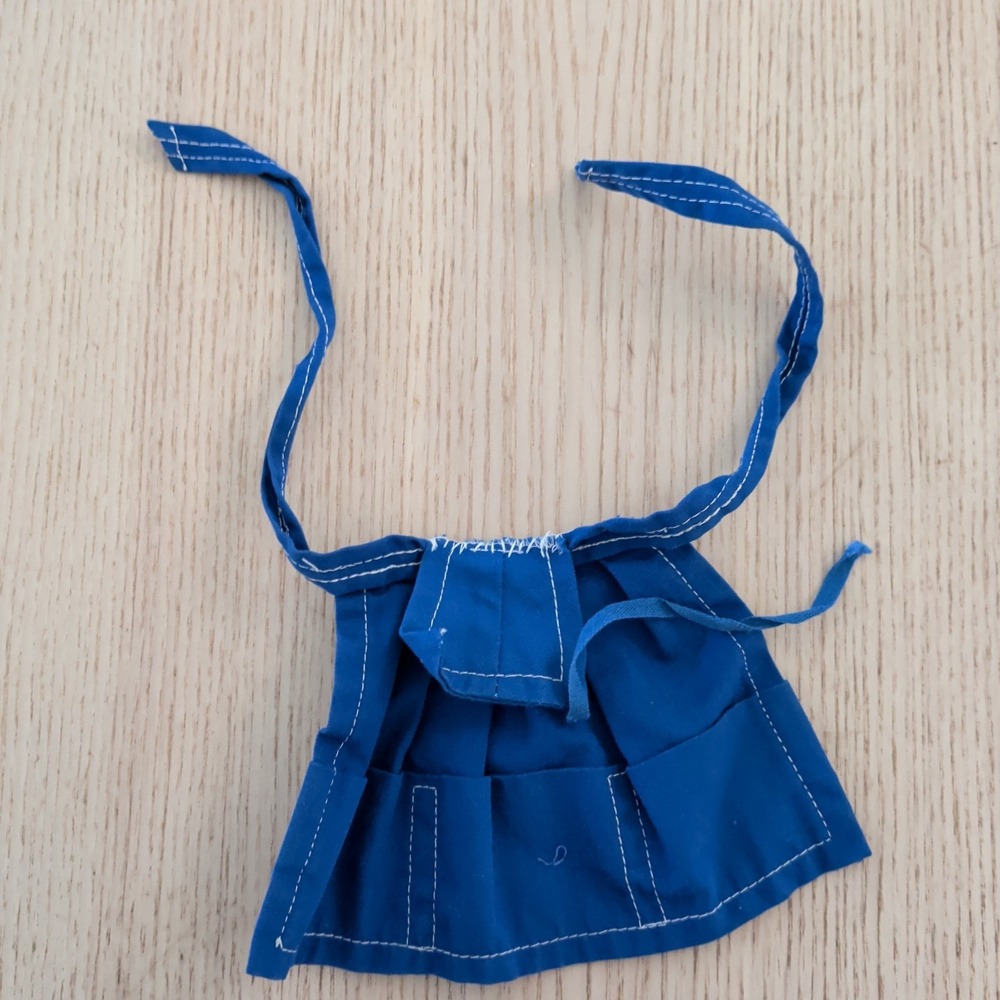 Vintage 1962 Barbie Doll Fashion Pak Original Blue Apron  Accesory by Mattel